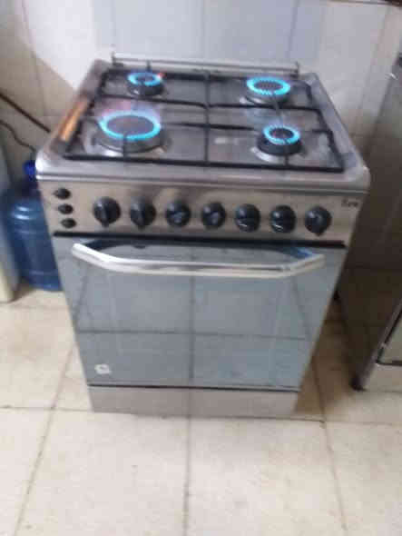 طباخ مصري فريش نضيف اخو الجديد  ٤ عيون  بغداد  الكراده***********
