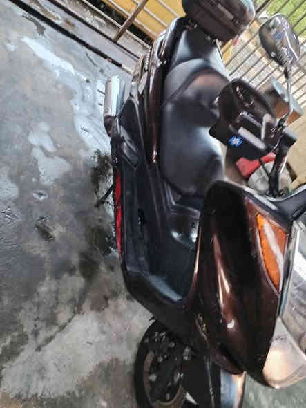 سلام عليكم دراجه ماجسته دبل رون سرعه 160 دراجه كلها شغاله كهربايات بريكات امامي وخلفي استان تعليك وستات صفح نقصها بس كيج بانزين  حملوه طبيعي تايرات جديد ياترى حديد ( بكاني مشتل شارع الجامع رقمي***********متواجد رصيد وتساب اتصال) ( سعر 675بيها مجال) 🌹🌹🌹
