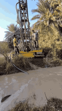 مستعدون لحفر الابار اليدوية والالية بالمنازل والحدائق يوجد حفر ألي يصل الى 100م بأنسب الأسعار يوجدواتساب ✉️
***********
***********
