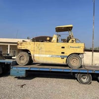 عندي حادلة مطاطية موديل 1997رقم اسود بابل مكان بغداد البيع رقم 0770040...