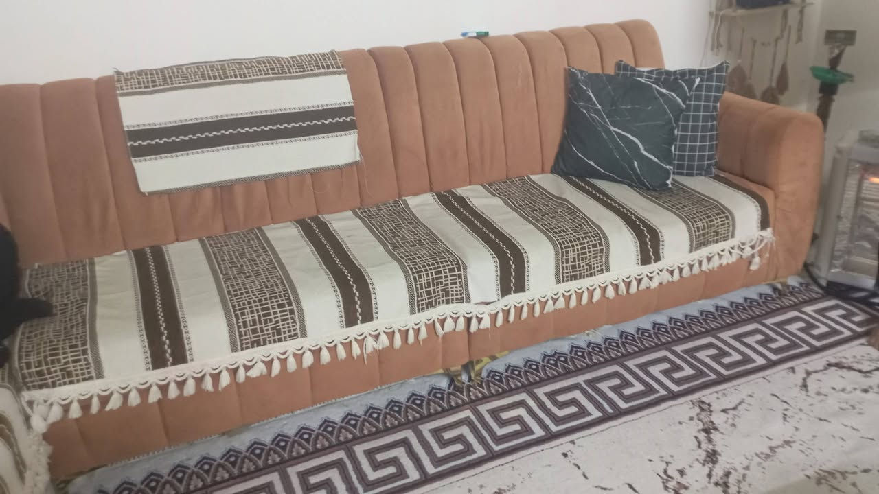 سلام عليكم تخم عشر مقاعد سعره 250وبي مجال ونضيف 
***********واتساب
