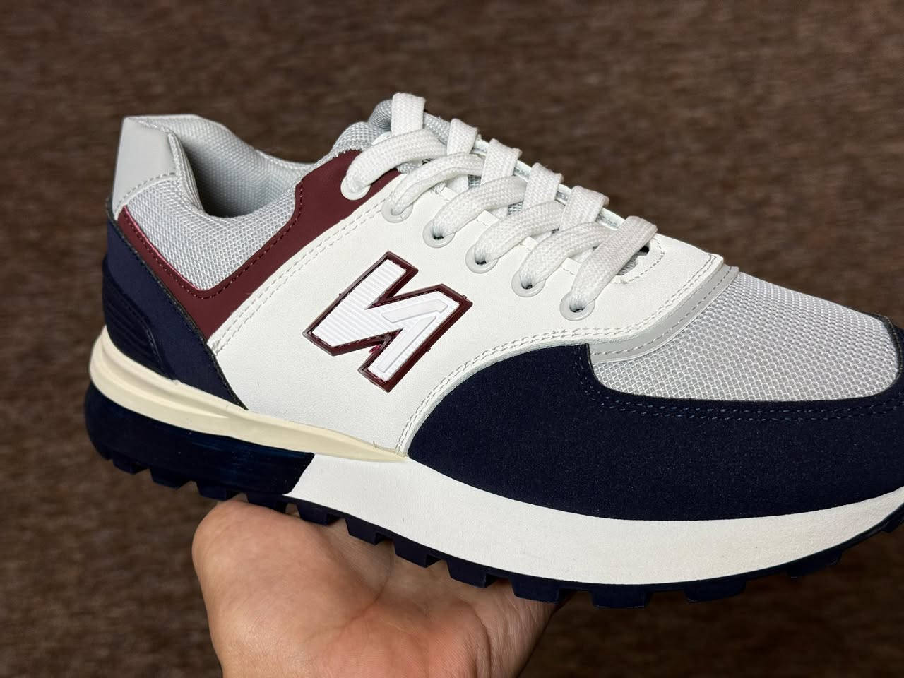 � عرض مميز 🔥

👟 حذاء ستايل عصري ومريح
✔️ خامة قوية وجودة عالية
✔️ مناسب للطلعات اليومية والدوام

🎨 الألوان المتوفرة: اسود - رصاصي - نيلي 
📏 القياسات: من 41 إلى 45

💰 السعر: 15 مع توصيل داخل النجف فقط

📩 للحجز والاستفسار خاص أو دايركت

⚡ الكمية محدودة لا تفوتك الفرصة


**إذا كنت صاحب هذا الإعلان وتريد حذفه لأي سبب، رجاءا أرسل رسالة إلى الدعم الفني**