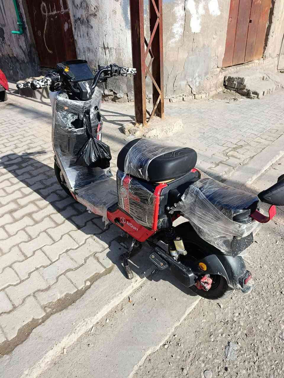 السلام عليكم دراجه شحن نوعها R7 دراجه ماشالله نضيفه بطاريات جدد للبيع سعرها 450 وبيها مجال الطيبين عنواني بصرة
***********
