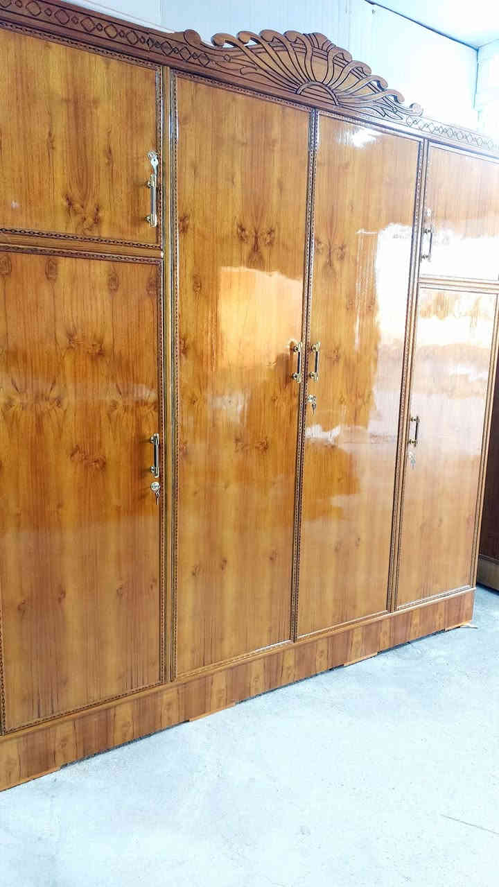 جمعه مباركه وصول كنتور صاج 
٤ باب وا ٣ باب ٢ باب تسكام
كنتور تركي شغل عراقي ٣ باب 
٢ باب
بوفيه ٢ متر وا    ١ ونص متر
ديوان عراقي ١٠ مقاعد
تخم عراقي ابو تاج ملكي ١٠ مقاعد
جرابي نفر خشب 
العنوان واسط جصان رقم الهاتف 
***********
