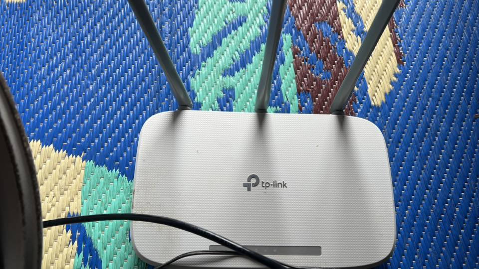 السلام عليكم شبكة للبيع كامله مكمله اي نقص مابيهه عوزهه بس شتراك اي خلل مابيهه السعر ١٠٠ قفل 🔒 
اتصال ***********
