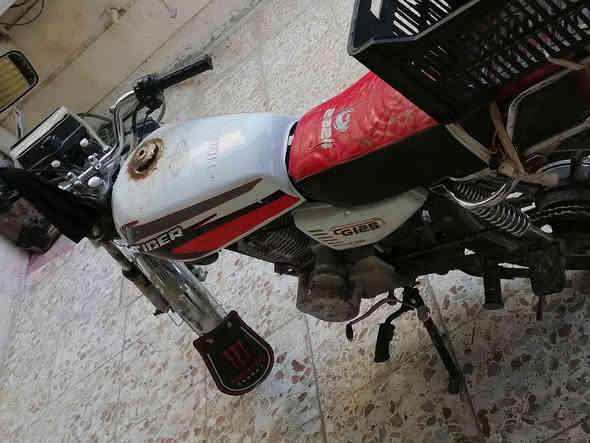 سلام عليكم عندي إيراني خمسه كير بيع ٣٥٠ مجال بصيط ولعنده ديوان كلك مراوس لتواصل *********** مكان جسر ديالى القديم بسمايه
