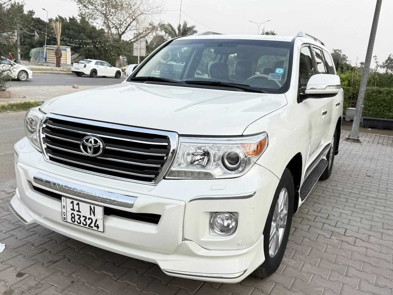 السلام عليكم لاندكروز موديل 2014 معروضه 388 وبيه مجال بسيط بلخير على ياخذه رقم بغداد دولي   باسمي شخصينا مكينه 8 سلندر 4600 غير مفتوحه كير كذالك غير مفتوح  شرط الفحص سياره تبريد ثلج صدر امامي خلفي جديد تخم تاير جديد سياره جاهزه كل نقص مابيه مواصفات سياره فول 1/1 سلايت روف بصمة تشغيل  بصمات عدد 2 فور ويل 7 راكب 3 قطع تبريد   شاشه كبيره سياره بعد بيه هواي مواصفات (((((( سياره مكفوله من الصبغ والضربه وتبديل والفتح بدون بارد حتى دعاميات بدون صبغ    ))))) شرط الفحص مكان سياره بغداد الاستفسار خاص مغلق شراي يتصل *********** ياالله
