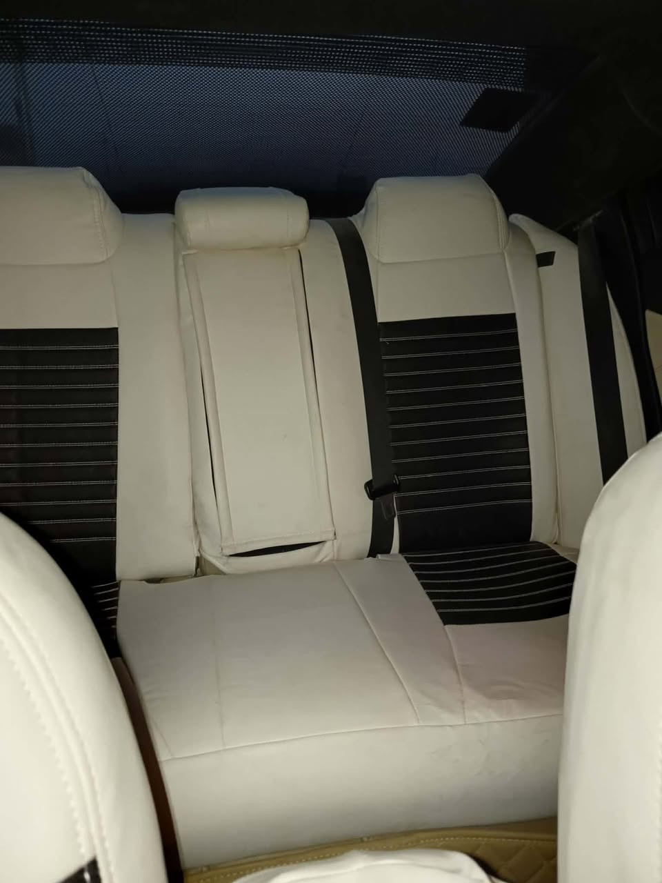 السلام عليكم جارجر 14للبيع رقم بغداد تحويل مباشر فووول مواصفات للاخير تبديل جاملغ امامي ايسر بدون اي دواخل رش تجميلي الجاملغ الخلفي والباب مخاوه ويا اثر شخط شرط سياره مامشتغله خط ابد تجي وتشوف بعينك شرط احله من الصور مكانها ذي قار…السعر 155  .مكلف بلنشر *********** شراي اتصل
