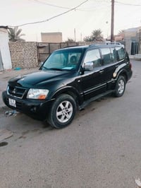 باجيرو 2006 بيع مستعجل مكينه 3000  السعر 63 رقم الهاتف 07713288208