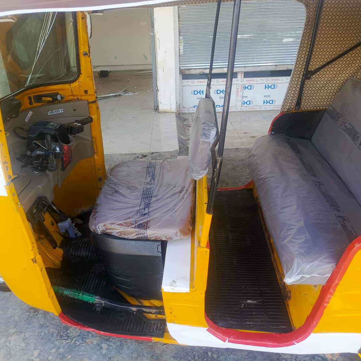 السلام عليكم تكتك للبيع موديل 18 معمره بل كامل ما بيها أي نقص جاهزه كبل للشغل السعر 4مليون650بيها مجال استفسار اكثر اتصل على الرقم ***********
