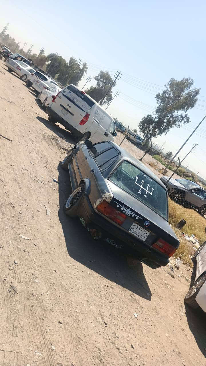 سلام عليكم بي ام زعره مديل 89 رقم كركوك مشروع وطني شرط تحويل سنويه 27تسقط اصل فتحه مكينه سته سلندر مسكر فانوص كير عادي جاترك اكسل خفيف مكينه تبخر باور ستيرن عاطل  سياره تشتغل   كهربائيات شغاله سنتر لوك رقمي‏‪***********‬‏
