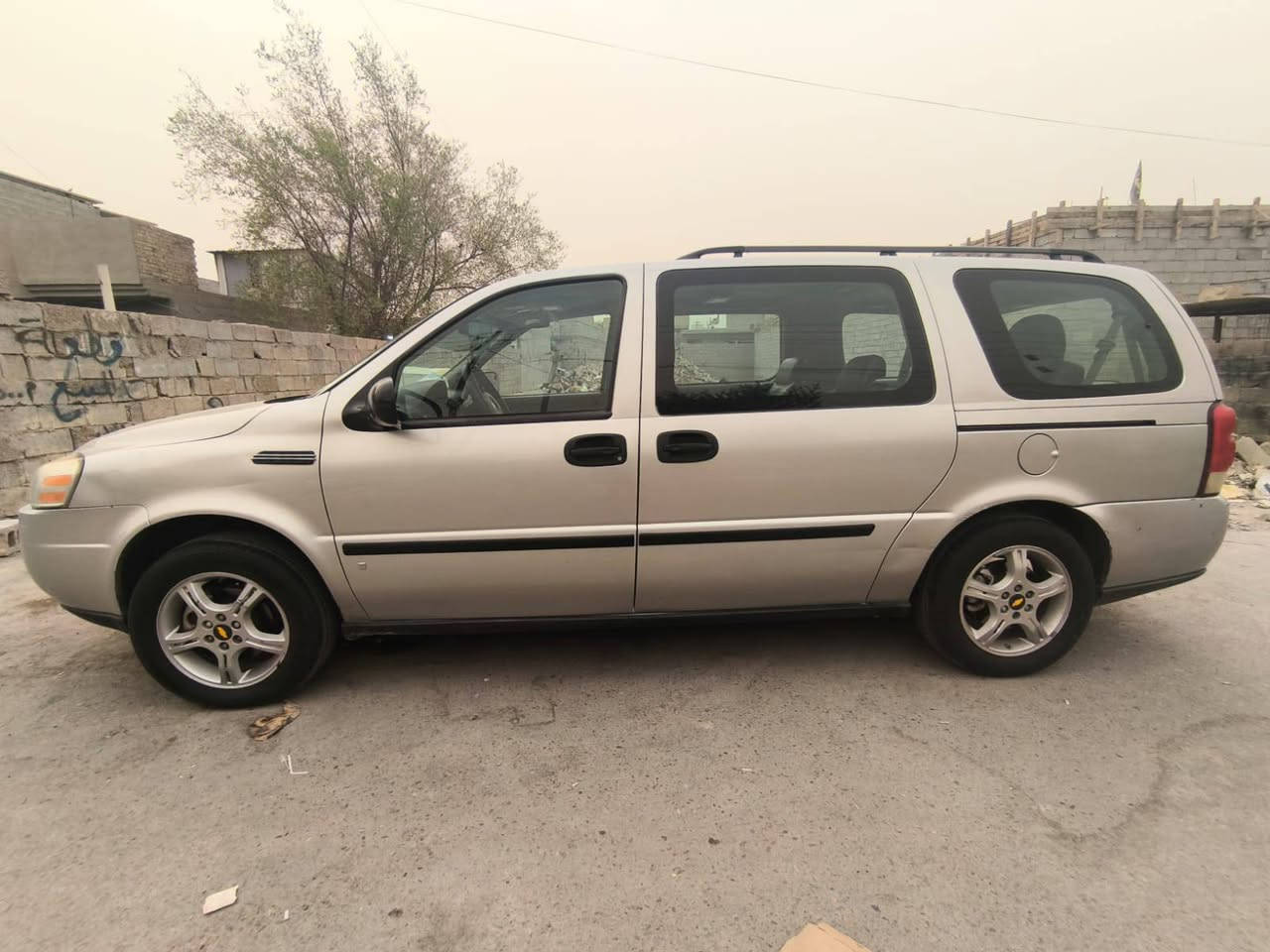 السلام عليكم 
شوفرليت بلاندر موديل 9 محرك ٣٩٠٠ مكفولة السيارة مكانها بغداد رقمها دهوك تبريد ٣ قطع 
الاتصال على الهاتف ***********
اخوان الي طلبوا مقطع فيديو للسيارة
