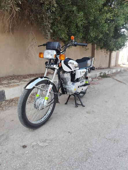 دراجه وكيليه طالعه بشهر العاشر 10/8. بعدها جديده نوع الدراجه ارشا.
سعر 1100 وبيها مجال قليل. ***********
