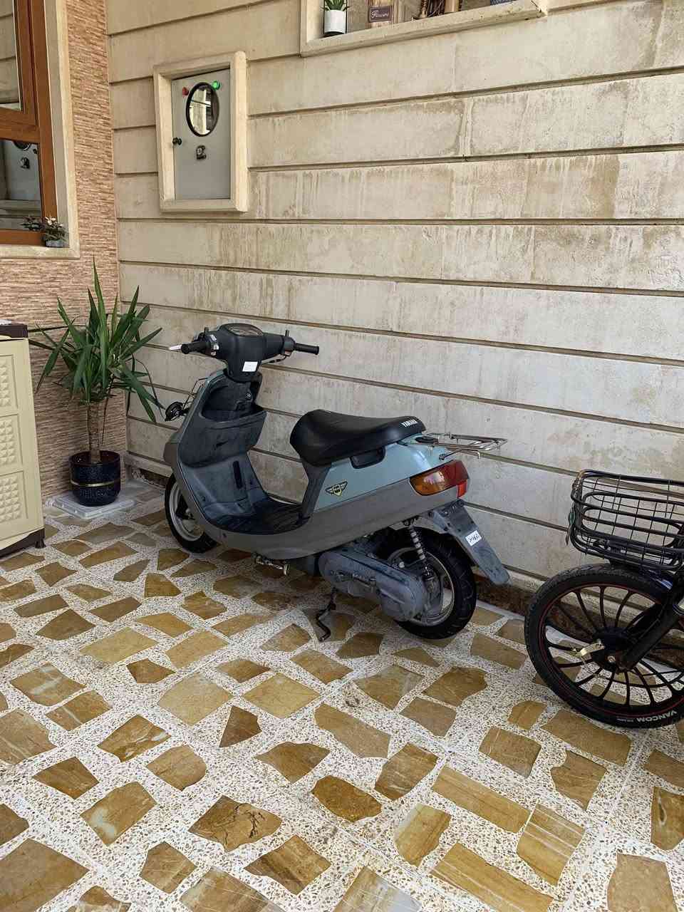 السلام عليكم مأطور  بوتين للبيع مأطور خام مال شحن مأطور برغي مافتوح  لأبي ونه ولا جزه كلو شغال  هورنات سيدان اصلي مأطور جديدي طك للتواصل اكثر على الرقم ***********
