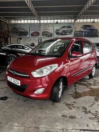 i10 • ٢٠١٥ • ٩٨ الف