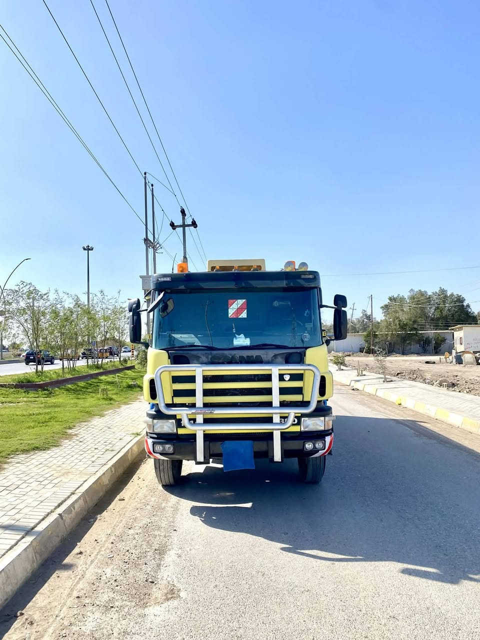 السلام عليكم اسكانيه بومه موديل ٢٠٠٢ بم ونوزل رقم بصره بسمي السنويه لل ٢٧  السياره خليجيه  مجموعه ورده سياره خير من الله #السعر ٣٦٠ وبيهه مجال اخوان المايعجبه السعر خل يدعينه بالرزق السياره متعوب عليهه  *********** خاص ماجاوب
