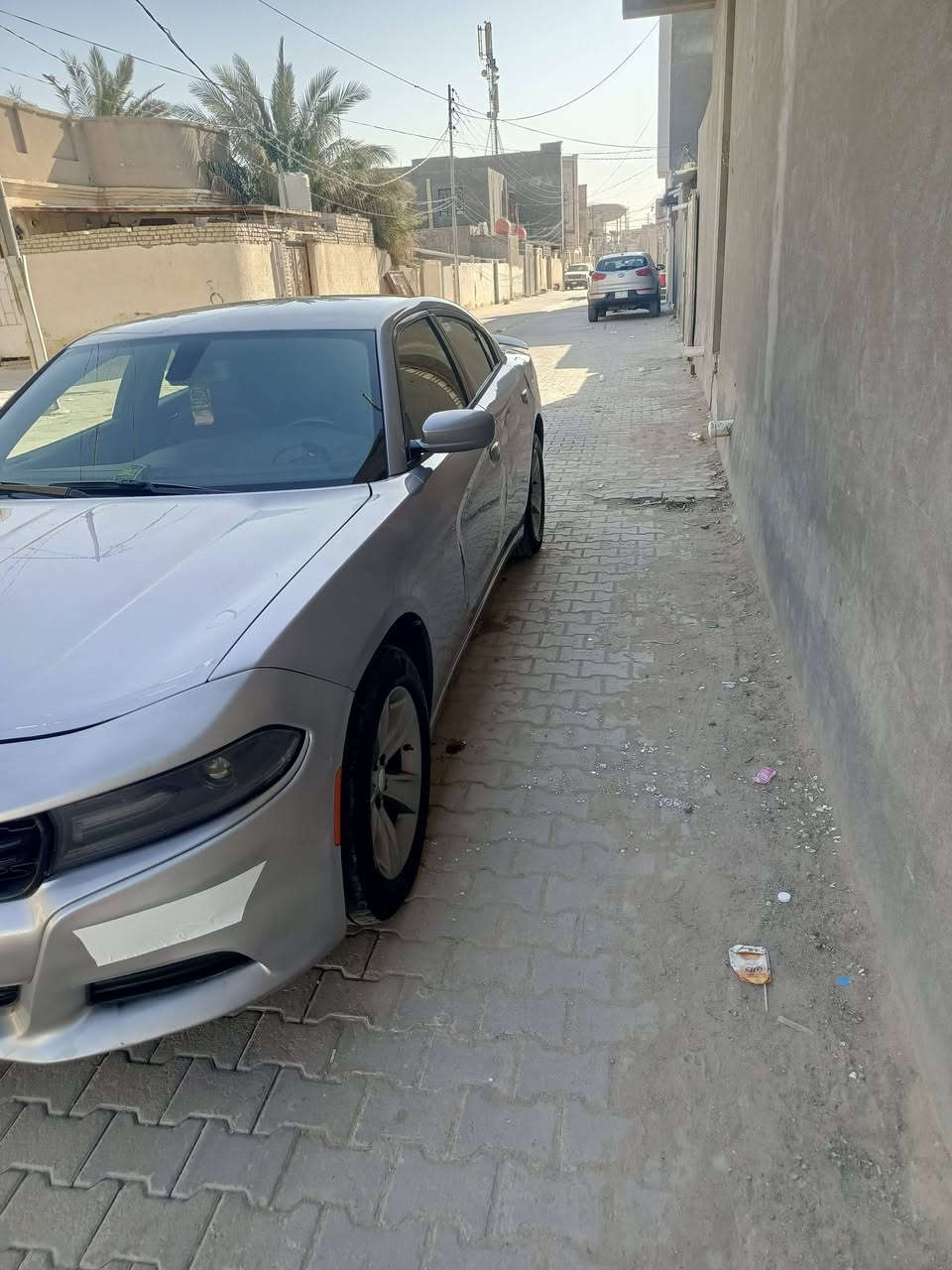 سلام عليكم شارجر موديل 2017 اصل خليجي رقم بغداد بيه باب الخلفي مصبوغ بدون معجون وشخط بسيط باب سايق مامصلح باقي 
السعر 178 مكاني سماوه رميثه 
للاستفسار ***********
