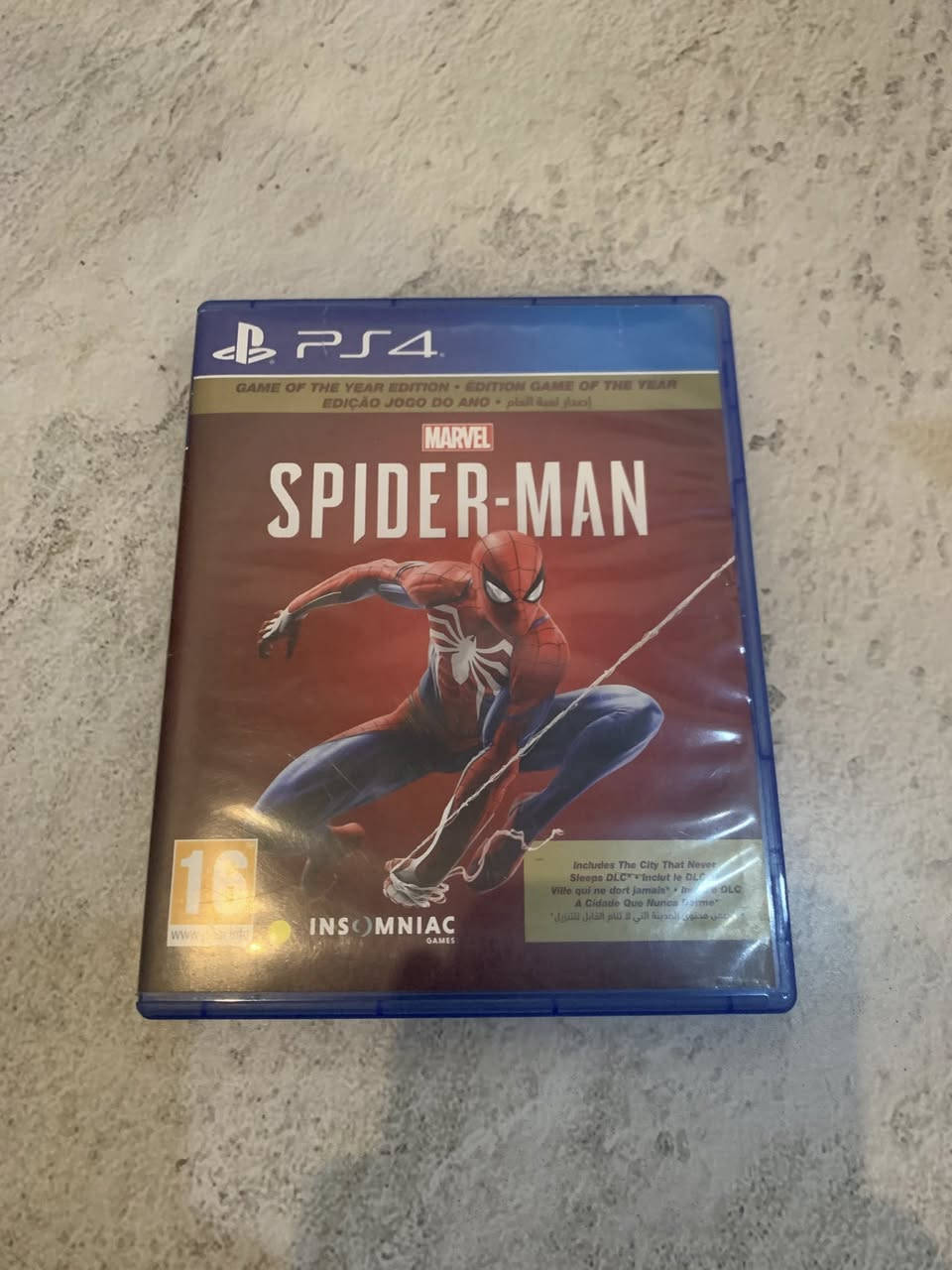 السلام عليكم بلاي ستيشن 4 فات وياه يدك اصلية ويدة تجارية وتسع أقراص ولعبة بالحساب بل ستور وكآمل ملحقات السعر 275 قفل مكاني البصرة أم قصر الاستفسار ***********
