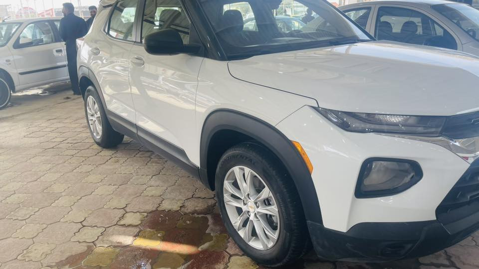 السلام عليكم
تريل بلايز موديل 2023
محرك 1300تيربو 3سلندر 
موصفات LT
فور ويل
حادثها موضح بلصور 
تبديل جاملغ ومصبوغ 
نص من البنيد مصبوغ 
والباقي ع الوكاله السياره كلش جديده دخول جديد وتعميرها. درجه اوله 
سعرها 135وبيها. مجال بلا رقم. 
مكاني النجف 
*********** اتصل وبيك خير وادلل
