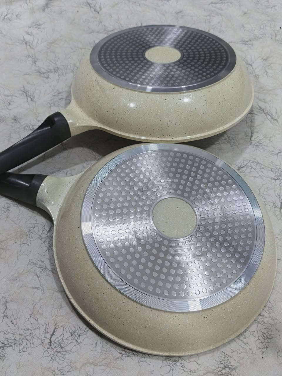 🍳 الاصلية..... جودة تعيش وياج سنين
طبخ أطيب يبدأ من طاوة اصلية
✨
متانة وجودة وراحة بكل استخدام
أصليه 100%وجودة تستاهل الثقة🤍

للناس للي تدور على جودة قبل كلشي 
ادفع مرة واحد واخذ جودة تدوم😉💛
حجم 28 سنتيم


**إذا كنت صاحب هذا الإعلان وتريد حذفه لأي سبب، رجاءا أرسل رسالة إلى الدعم الفني**
