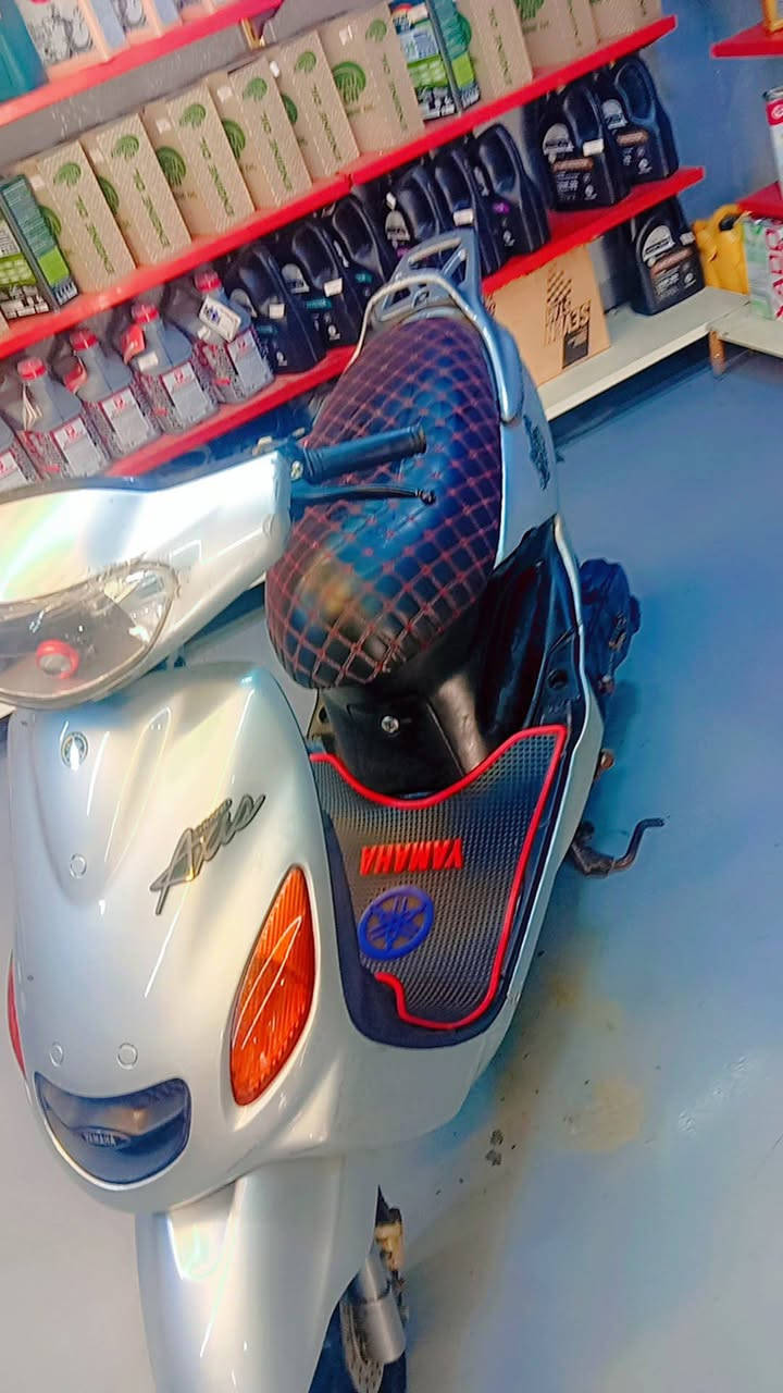 سلام عليكم اكزز للبيع 
1محرك مفتوح
2 كهربائيات كلهة شقالت من الشارا البچم الشارا الخلفية 
3كفرات بلادي 
4لايت زنون 
5مرايات جانبية 
6كلچ يطالي بلادي 
مكاني البصرا ابو الخصيب محيلة 
سعر 700وبيهة مجال رقم ***********ورساب فقط
