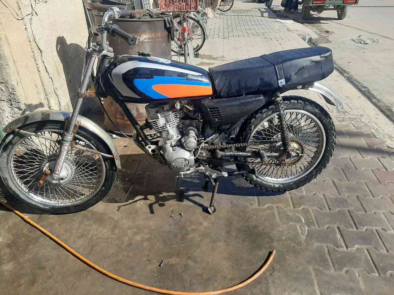 السلام عليكم شباب من رخصة مدير الكروب دراجه كلك للبيع سعره 250 او بيه مجال مكاني نجف مشخاب


**إذا كنت صاحب هذا الإعلان وتريد حذفه لأي سبب، رجاءا أرسل رسالة إلى الدعم الفني**