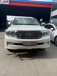 لاند كروزر • ٢٠١١ • كفالة