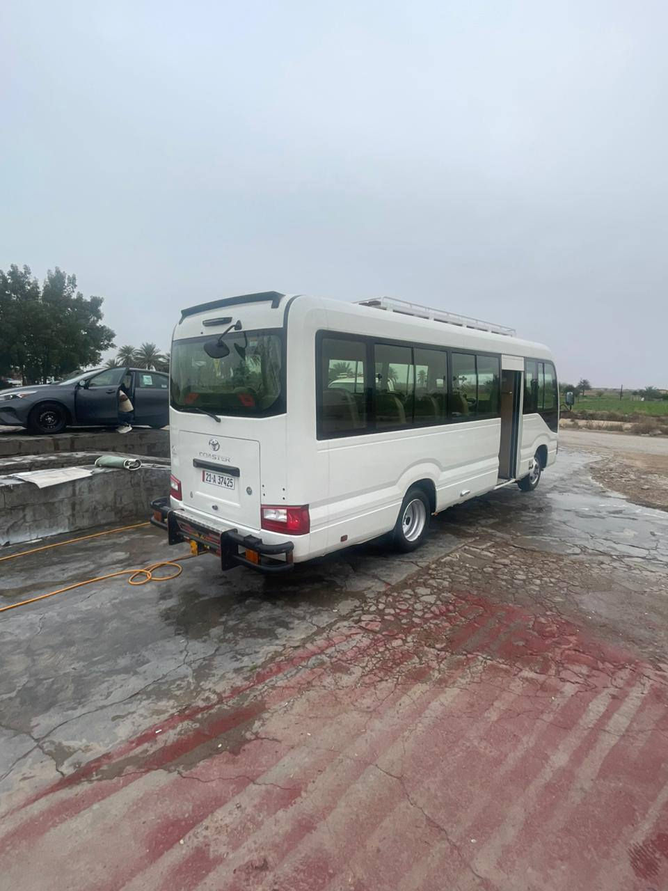 السلام عليكم  للبيع كوستر م 2018 سياره جاهزه تخم تاير جديد صدر جديد كشن ستاركس  سيبايه درع جاهزه للأخير.
م بغداد 
‏‪***********‬‏
