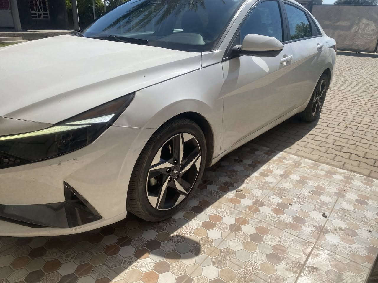 النترا ٢٠٢٣
محرك ٢٠٠٠ دوش
المواصفات : 
رادار امامي جانبي خلفي 
تحديد مسار

 
٣ وضعيات قياده
اوتو هولد سايد بريك اوتو

تدفئه كشنات
كامره دواره
تشغيل عن بعد
شاشه  
جنطه ذكيه
ابواب ترحيب
وارد امريكي بي حافة البنيد ومرجعه عل بارد                                                       سياره كلين وليبل واحد سعر 165$/***********وتساب مراسله
