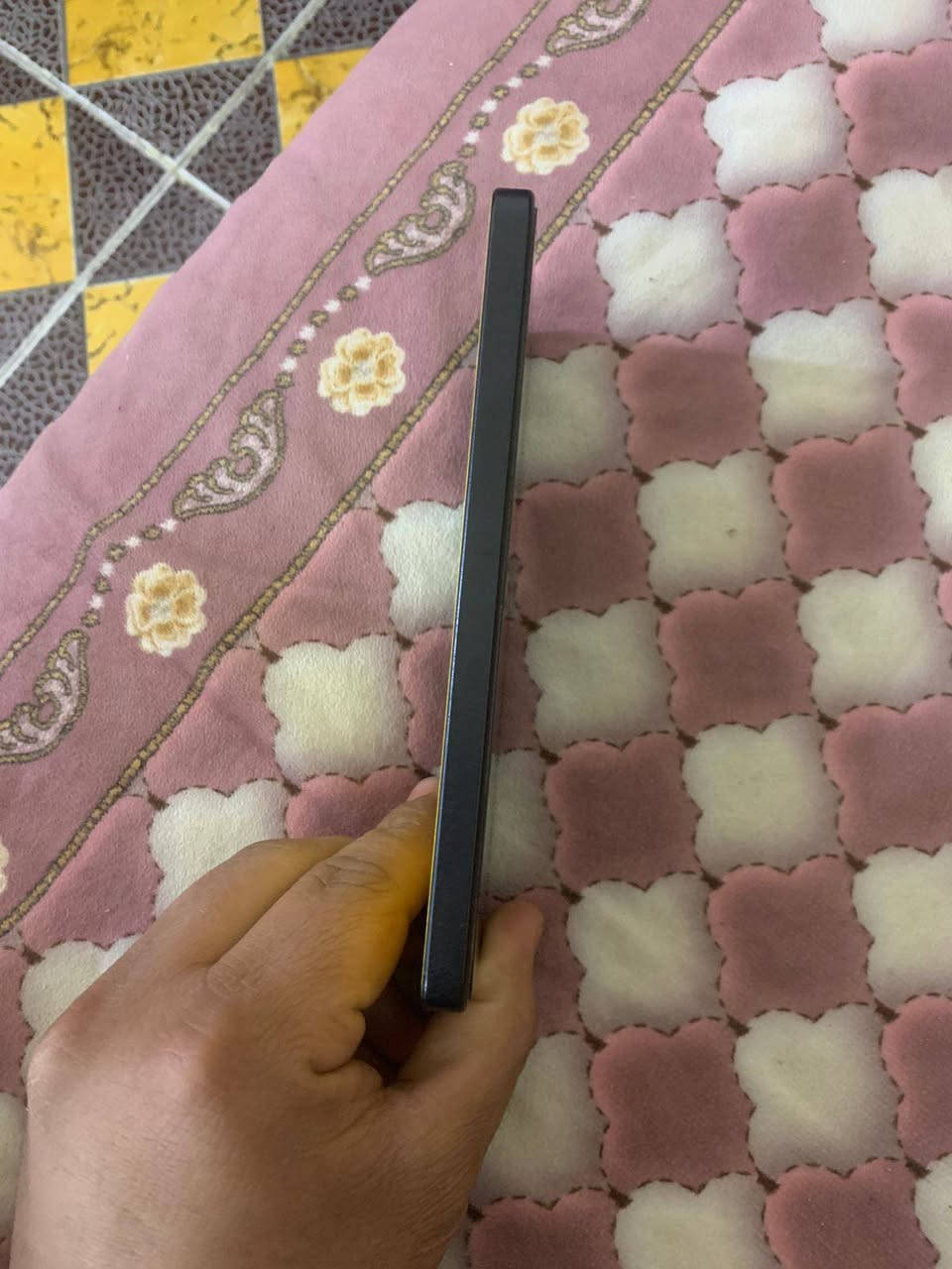 سلام عليكم محتاج فلوس واريد ابيع
انطيك ضمان شهر 
تلفون بوكو 7x برو ذكره 512 للبيع 
يشغل بوبجي 120فريم 
كامل ملحقات 
سعره 350بي مجال حك جيه
بي فطر بسيط بشاشه اصلا ممبين ولباقي مكفول
مستعجل على بيعه
مكاني بغداد الأمين الاولى
رقمي ***********
