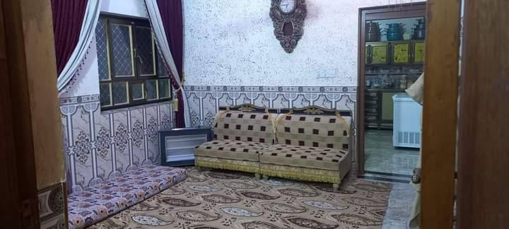 بيت للبيع شارع ٦٠ الرمادي 

البيت طابقين بناء جديد سنه ٢٠١٩ طابوك سيراميك بورسلين يتكون البيت من ثلاث غرف وصالتين ومطبخ حار بارد وديوانيه وهول وكندور وترك خلف البيت مساحته ٩متر 
وحمامات وصحيات داخليه وخارجيه بل طابقين

مساحة ٢٠٠ متر 
وجه ١٠ ونزال ٢٠

سند طابو صرف بدون ورثه تنازل مباشر
خدمات فول كهرباء بالشارع أناره ماء تبليط وشارع
 عرضه ١٠ متر

العنوان الرمادي شارع ٦٠ مجاور مجمع ابو شهد التجاري يبعد مسافه ٢٥ متر عن شارع ٦٠

لطلب السعر أترك تعليق 

عندك أو تريد بيت - شقة - أرض - بناية سكنية - محل 
للبيع أو للإيجار 

مستعدون للتعاون مع المكاتب والشركات العقارية والمسوقيين العقاريين 👍

للمعاينة والاتفاق 👇
واتساب فقط خاص بالصفحات على السوشيال ميديا  👇
***********
اتصال مباشر او واتساب الخاص بالمكتب لاستقبال العروض 
*********** 

#عقارات  #عقارات_الرمادي 
#المعمار_للعقار #عقارات_تاج  #ايجارات #ايجار #مكتب_المعمار #استثمار_زراعي #استثمار
