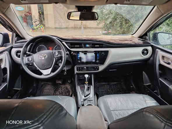 كورلا 2017 رقم سليمانية سنوية جديدة بيها صبغ 3 قطع جهة اليمين السيارة بيها عته بالگير السعر 125 وبيها مجال مكان السيارة ناحية الزاب (***********)
