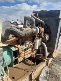 للبيع كمنز 114 /24ولف توليد 200kvaلونسومير بم كهربائي بلادي اتصال ٠٧٧٠...