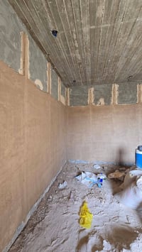 الي يحتاج خلفه يخابرني او يراسلني ٠٧٧٠٣٠٥٥٩٠٠