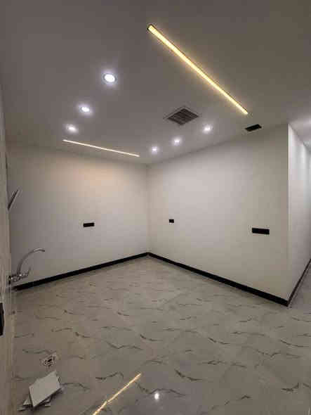 💥دار للبيع   المساحة 100م صفر   
الموقع كركوك حي بدر قرب صيدلية الغدير
الموقع مميز  كامل خدمات
تفاصيل الدار  طابق واحد يحتوي على غرفة  نوم وهول ومطبخ واستقبال وصحيات درج خارجي
🔥السعر 57مليون وبي مجال  ***********☎️ كركوك
