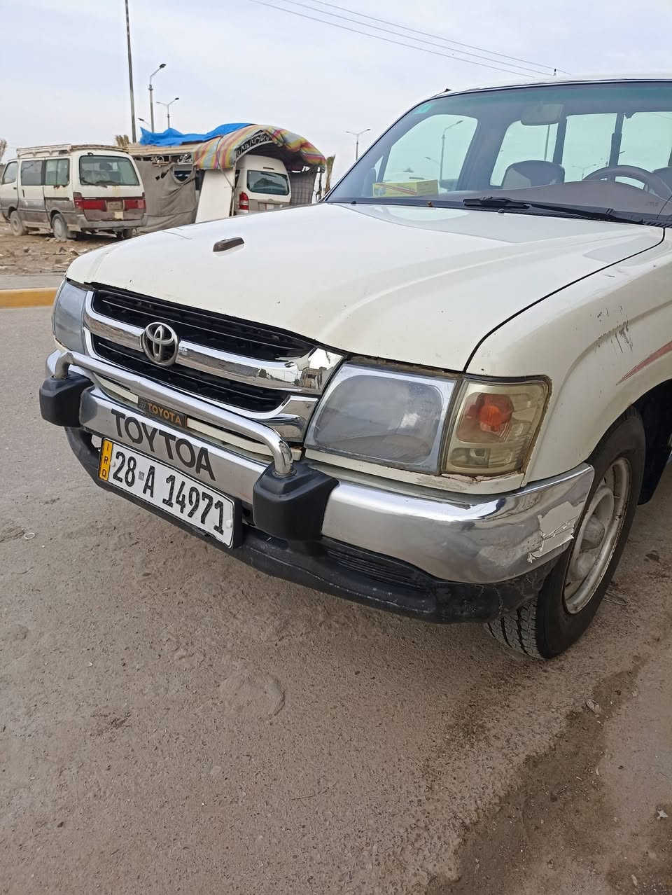 السلام عليكم بيكم جمره 2004 سياره جديده كفاله عامه  تخم تاير حداديه باتري جدد كير محرك ما مفتوح رقم نجف جديد تحويل مباشر السعر 95 مكاني بصره ***********
