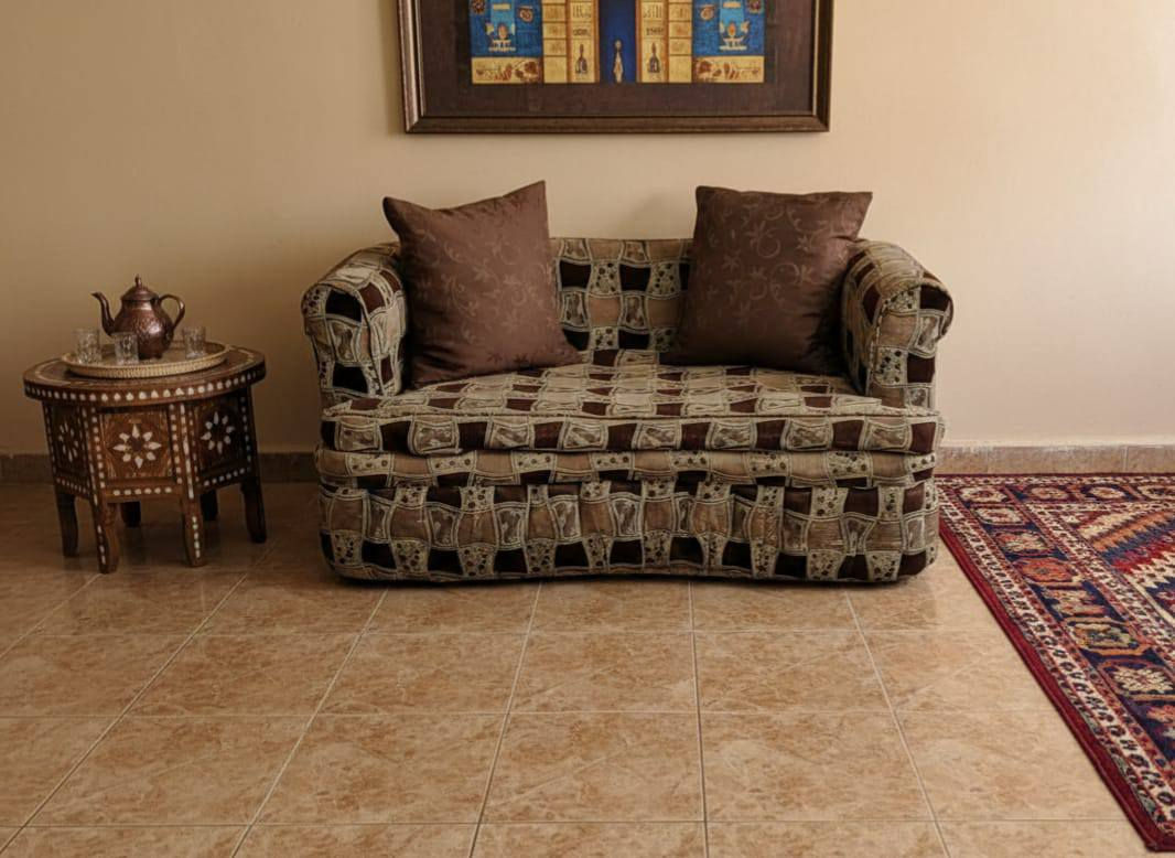 تخم 7 مقاعد تكمه ونضيف مكان حي الجهاد الرفاق بغداد ***********
