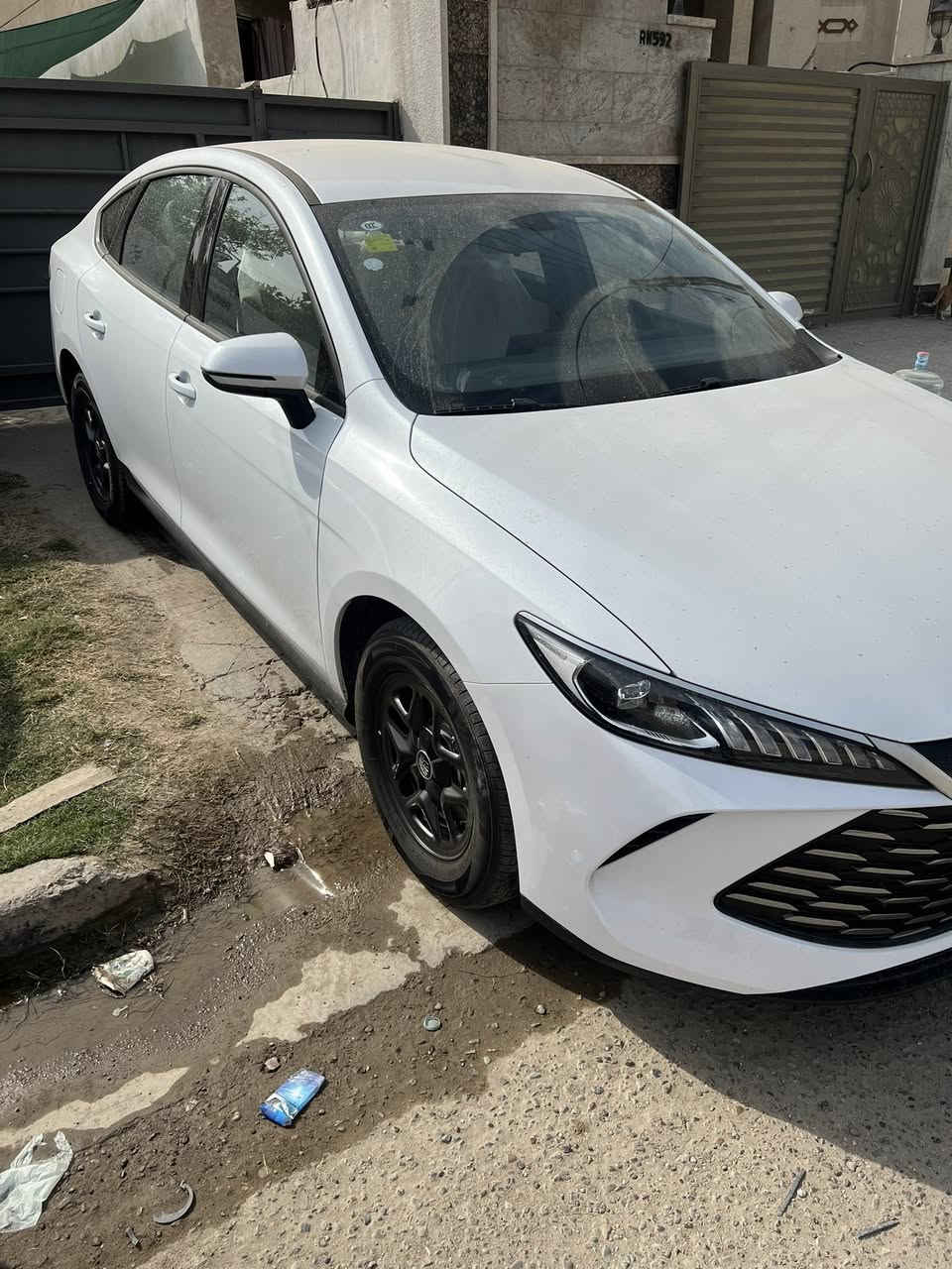 بي واي دي كن بلاس موديل 2025 زيرو
مستلم سنويه باسمي وبقت لوحات باجر اثبت لوحاتها 
من تشتري عقد مروري وباجر تبصم باسمك مرقم وكامل

💵 السعر 119 ورقة بالعراقي 18.500.000 
📍بغداد عامرية *********** اتصال او واتساب
