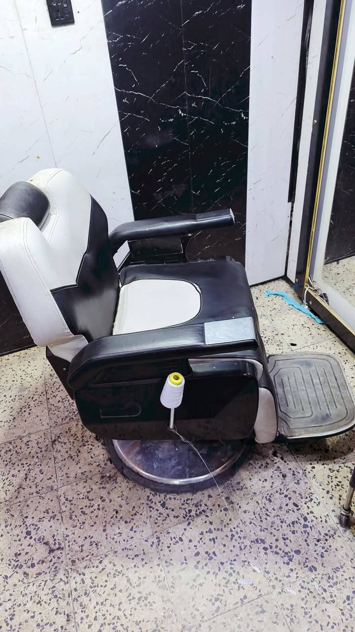 كرسي البيع سعر 175 بي مجال بيع مستعجل ❗. تواصل واتساب
***********
