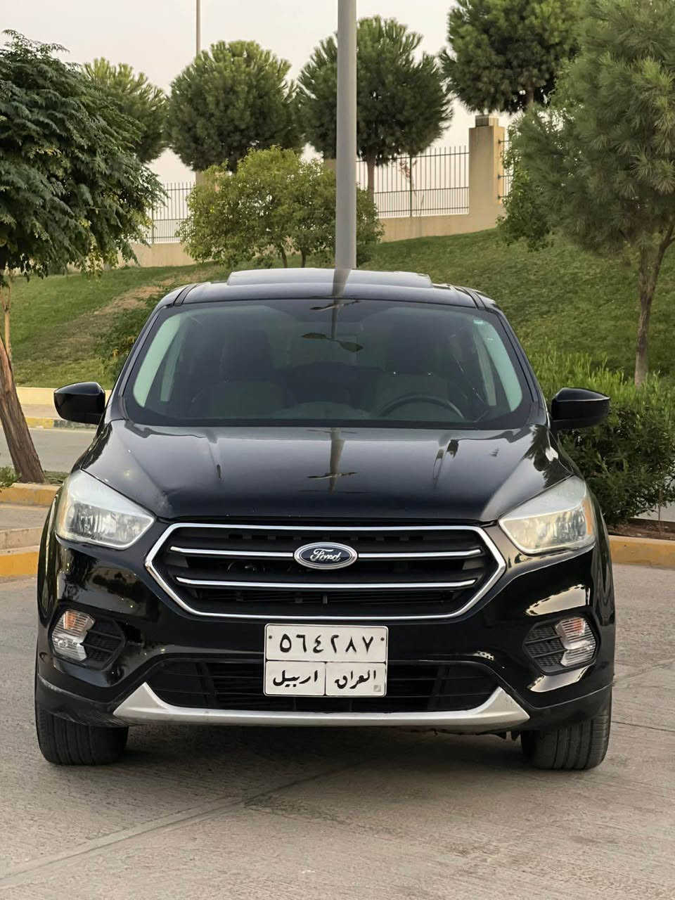 ‎فۆرت ئیسکەیپ ٢٠١٨
‎فول فول مواسەفاتە
‎بێ بۆیاخ بێ سارد بێ شوخت بێ کاڵبونەوە
‎سەیارەکە نموونەیە لەجوانیا
‎مەکینەی ٢٠ تۆڕبۆ
‎گێڕ و مەکینە بەشەرت
‎کارەبای هەمووی مەزبوتە 
‎تایەو ویلی لۆکە
‎تەبریت ساردوو گەرم لەسەر سویچ
‎نرخ ١١٢ گەڵا
‎ناونیشان سلێمانی 
‎ژم   ***********
*********** السليمانية, العراق
