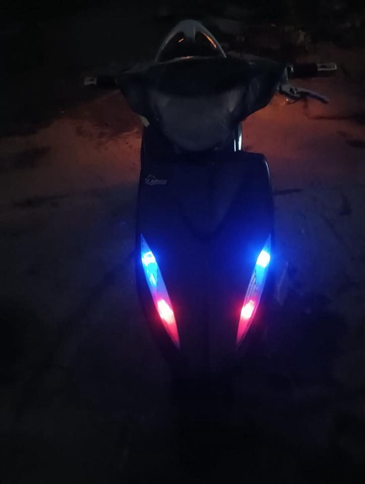 السلام عليكم دراجه ماكس عدله بلادي مكينه 49 شغاله كلها للبيعَ سعَر 400 وبيها مجال مكاني بغداد غزاليه رقمي واتساب ***********
