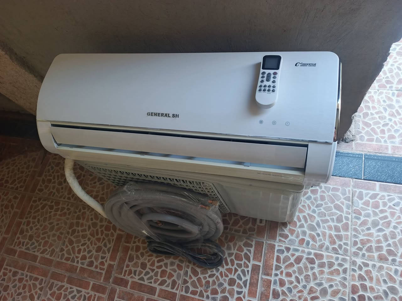 سبلت طن واحد انفيرتر تحكم انبيريه يشتغل ٣ انبير واقل مولد وطني شرط وظع شركه غاز مقفول شركه وشرط عل تشغيل والظمان وتبريد ثلج للتواصل ***********
