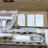 مكنسه شاومي كامل ملحقاتها جديده خاص او الاتصال ٠٧٨٨٤٣٢٩٨٦٦٦