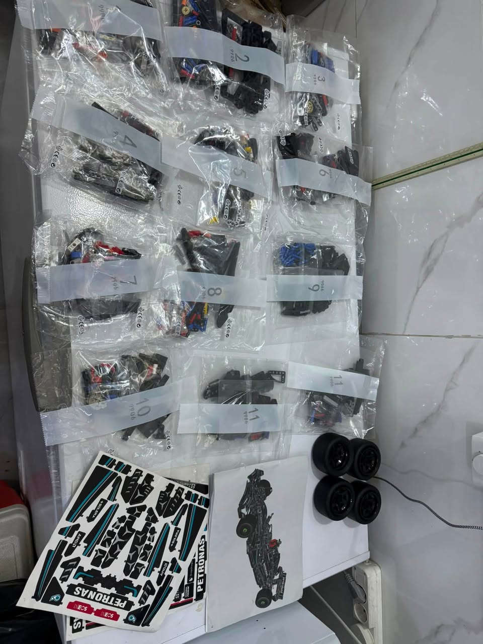 ليكو فورملا
1642 قطعة
30 الف


**إذا كنت صاحب هذا الإعلان وتريد حذفه لأي سبب، رجاءا أرسل رسالة إلى الدعم الفني**