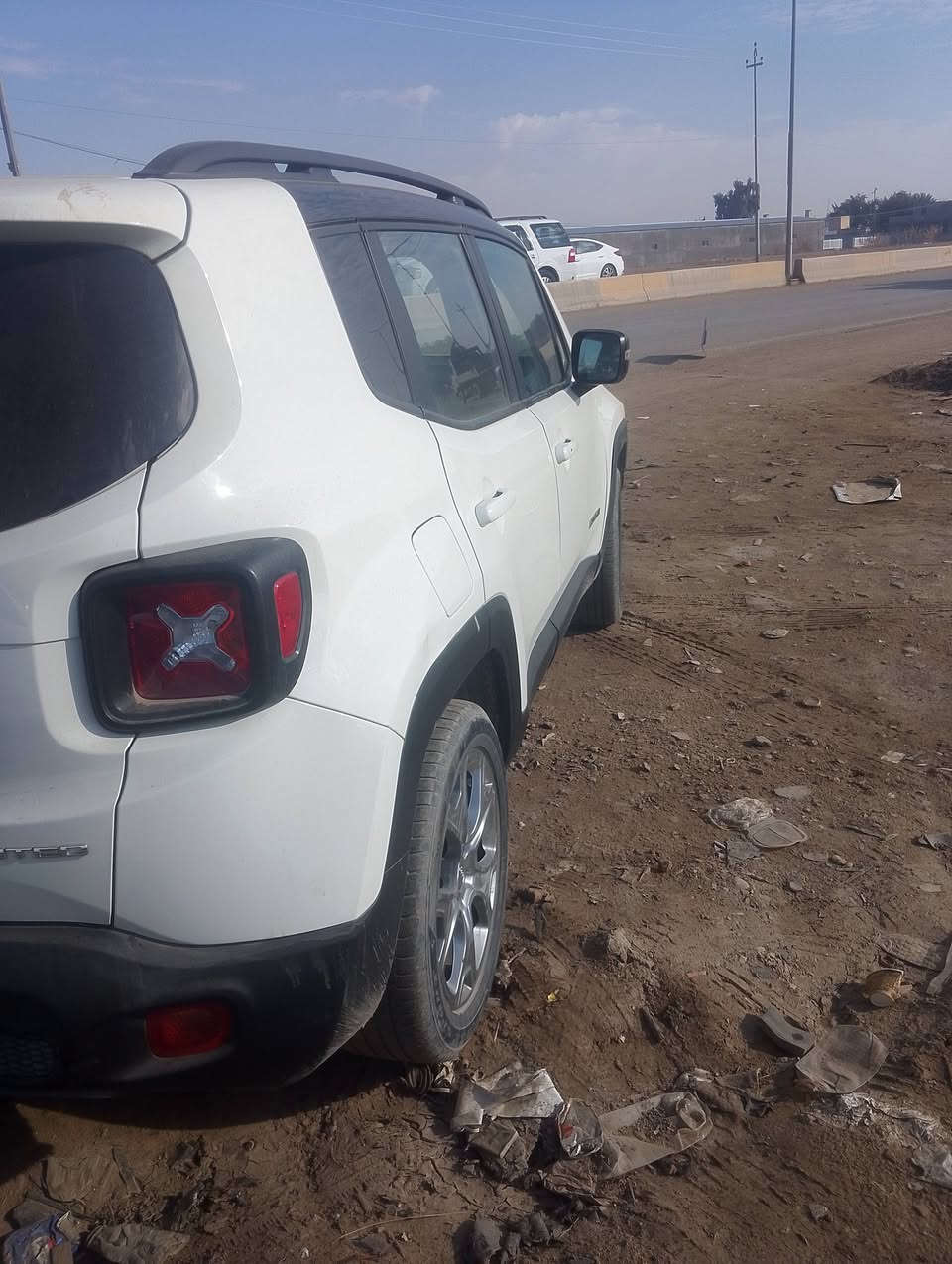 جيب رانكد موديل 23 تيربو مكينة 1300
السيارة كامل وفول عدا الفتحة 
للبيع او مرواس بسيارة ناصي 
السعر 130 دولار 
مكان السيارة بغداد 
للاتصال ***********
