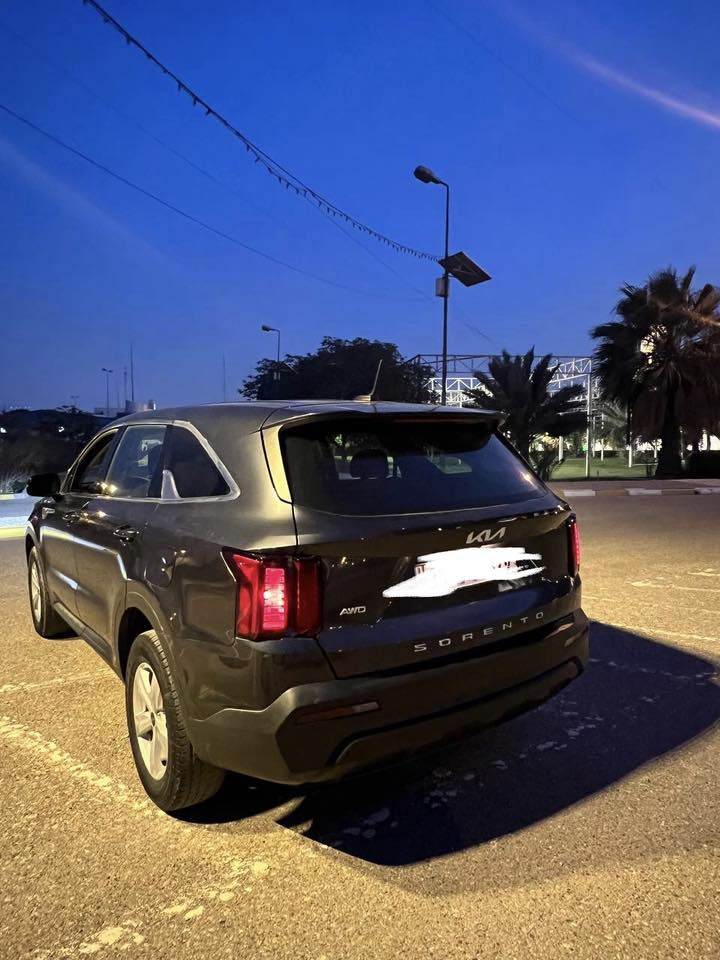 السلام عليكم للبيع سورنتو 2022 امريكي
1- محرك 2500 

2- رادات تحديد مسار

3 تحكم استيرن

4-لون فيلي

5- توقف ذاتي

6- 7 راكب

7- تبريد قطعتين 

8- مسافة المقطوعة 152 كم

‏9-  رقم انكليزي بغداد مدى انتهى 2029

10- السعر187 وبيه مجال بيع فقط

 

الاتصال : ***********
