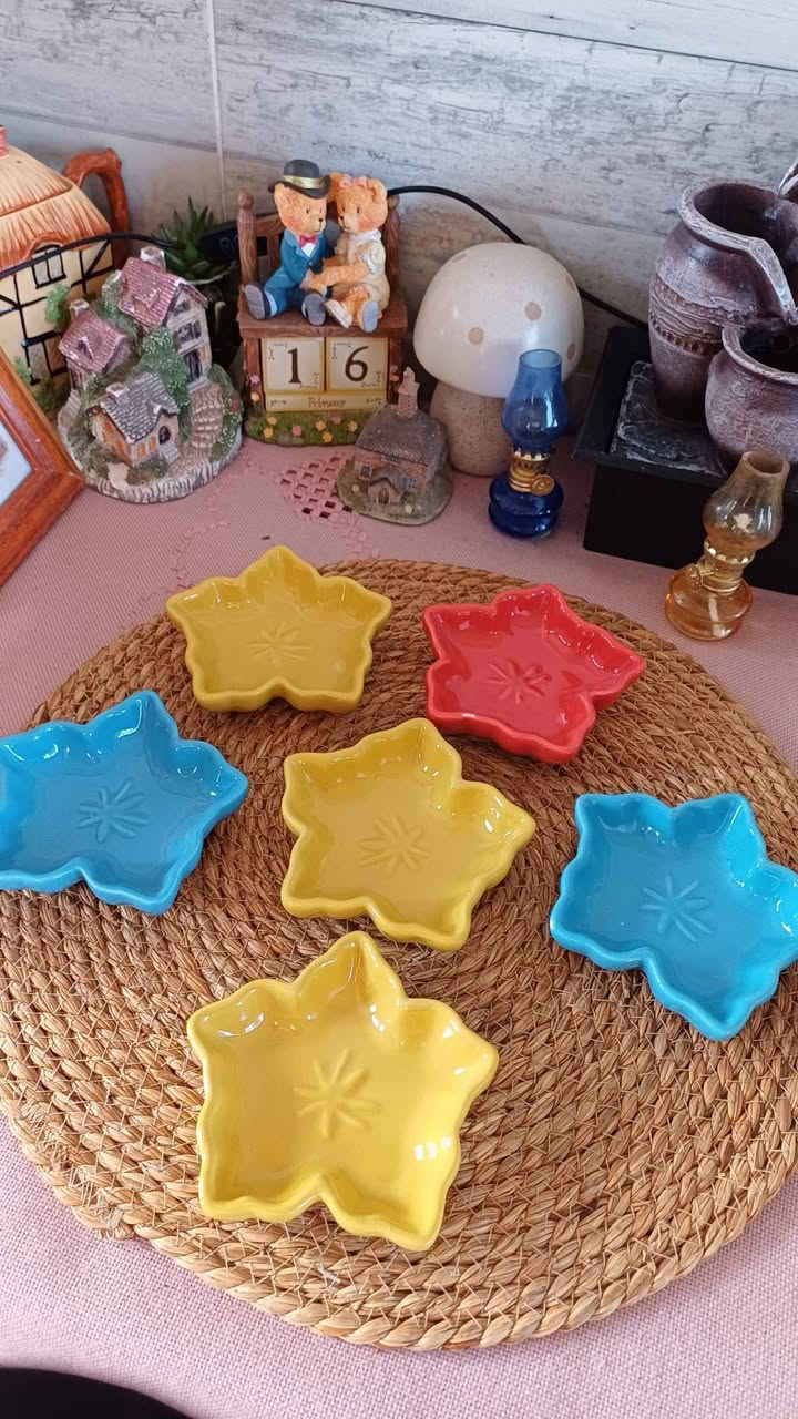 مجسمات 🍁🍁🍁 اوراق الخريف 
بالوان ربيعية زاهية 🥰🥰🥰
العدد ٦ كلهم ب٥٠٠٠
للحجز المراسلة على الخاص 
التوصيل جميع محافظات العراق


**إذا كنت صاحب هذا الإعلان وتريد حذفه لأي سبب، رجاءا أرسل رسالة إلى الدعم الفني**