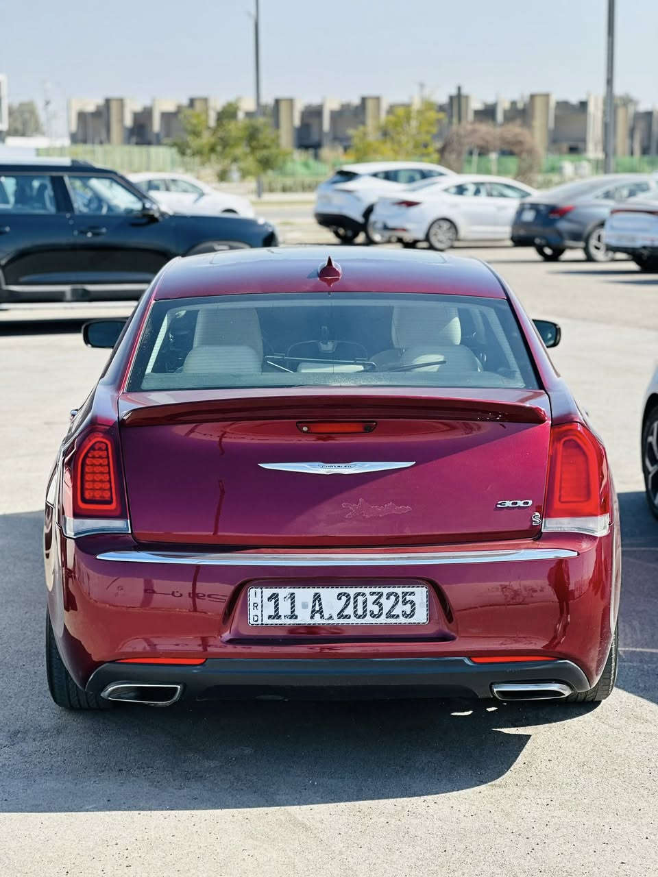 بسم الله
كرايسلر اوباما C300 ( الشايب )

➖➖➖➖  Chrysler C300  ➖➖➖➖

السنويه لغايه  هزه جديده كلشي جديد ومبدل اله دهن وفلتر ومسوي اله حمام وصيانه كامله لاكلوب محرك ولا اي نقص بل سياره وب اسمي تحويل مباشر. 

الموديل / 2018 
بالسنوية 2020 
معلا فقط بالسنوية 

سليمه من الترميز وتبديل  واللعب بأرقام الشاصي  على الفحص

المسافه المقطوعه /:- 87 الف حقيقي 

السياره / بغداد

حادث امريكا جاملغ عكس السايق مبدل  وجاملغ  الخلفي عكس السايق مصبوغ

 سونر موجود .

مواصفات /:- 

بانوراما عل طول السقف 

كشنات الامامي كهربائي
 

الكشنات الامامي تدفئه 

 

مرايات الجانبي هيتر.

دخول ذكي ابواب لمس تفتح وتغلق 

تشغيل عن بعد ( شغال) 

مرايه داخليه عاكسه للضوء 

شاشه وسطيه لمس مع كل  اوبشنات 

مثبت سرعة وتحكم

لايتات زينون اصلي 

سيارتي الخاصة نظيفة ماملعوب بيها يم مصلحين  ولا ماشيه خط على ايدي والحمدلله 

والمواصفات الباقيه المعروفه.

السعر /:-205 ورقه 

التواصل يكون عل خاص او رقمي الخاص 

***********
