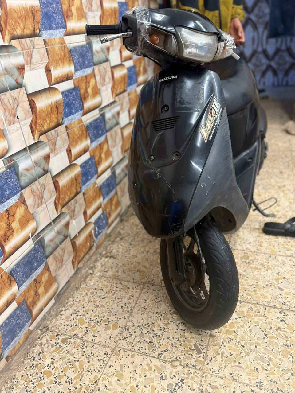 سلام عليكم دراجه اللبيع دراجه نضافه دراجه نكره سلف دراجه مفتوحه شلعه معدل السعر 225 وبيه مجال اللشراي العنوان العماره حي العسكري الرقم *********** الاتصال عل رقم
