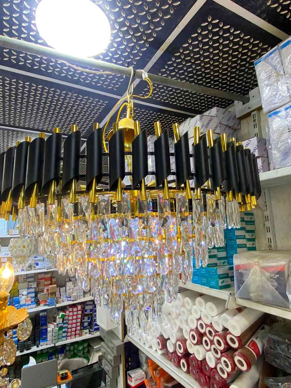 زبائننا الكرام ❤️❤️ 
✅ تم وصول وجبة جديدة من ثرية كرستال الملكية والكلاسك بسعر مناسب والبيع اقصاد ونقد 

⚠️لا نتعامل مع المناشئ الرديئة اطلاقاً بل نتعامل مع الماركات العالمية وذات الجودة الممتازة . 

#عنواننا 
🔹الفرع الاول :- واسط / قضاء الحي / شارع الجمعية / قرب سوق الخياطين 
🔹الفرع الثاني :- واسط / قضاء الحي / نهاية شارع الشيخ على اليمين / قرب مجمع رسول 

#للطلب والاستفسار :- 
***********    ***********

#معرض_محسن ….. #خيارك_الافضل

